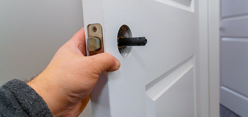 Nighttime Locksmith For Lock Repair in Eucalyptus Hills, CA