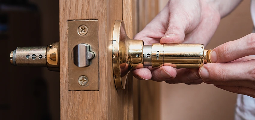 24 Hours Locksmith in Eucalyptus Hills, CA