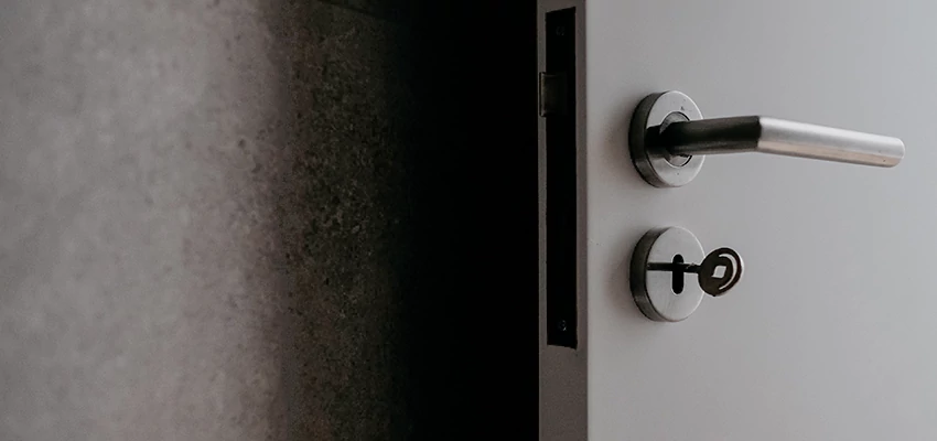 Front Door Handle Repair And Installation in Eucalyptus Hills, CA